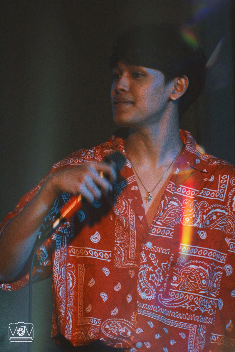 Miksjayvee's tweet photo. [08202022 ALAMAT GIG]
📍 70'S Bistro Bar

Rji 🌹

ILY ILY MV OUT NOW
#DDAYALAMATILYILY #AlamatILYILY
@Official_ALAMAT #ALAMAT 
#ALAMATGig2 @ALAMAT_members #Alamat_Rji https://t.co/5LGKTVKxow