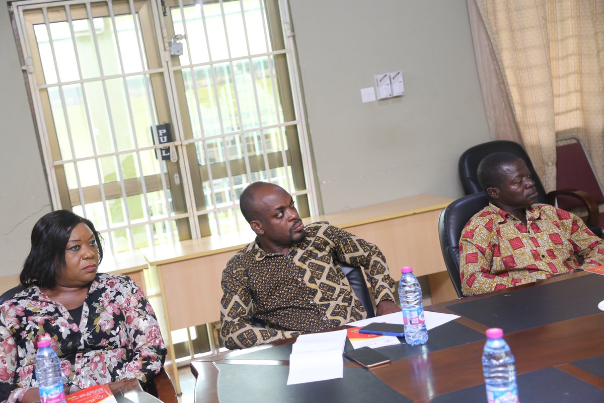 GACC_GHANA's tweet photo. Providing feedback to public officials & validating monitoring #findings on #procurement processes in health & education sectors within the #Konongo municipality as part of an @africafoicentre partnership project with funding support from @Hewlett_Found
#ProcurementTransparency https://t.co/8m4X3PrFpn