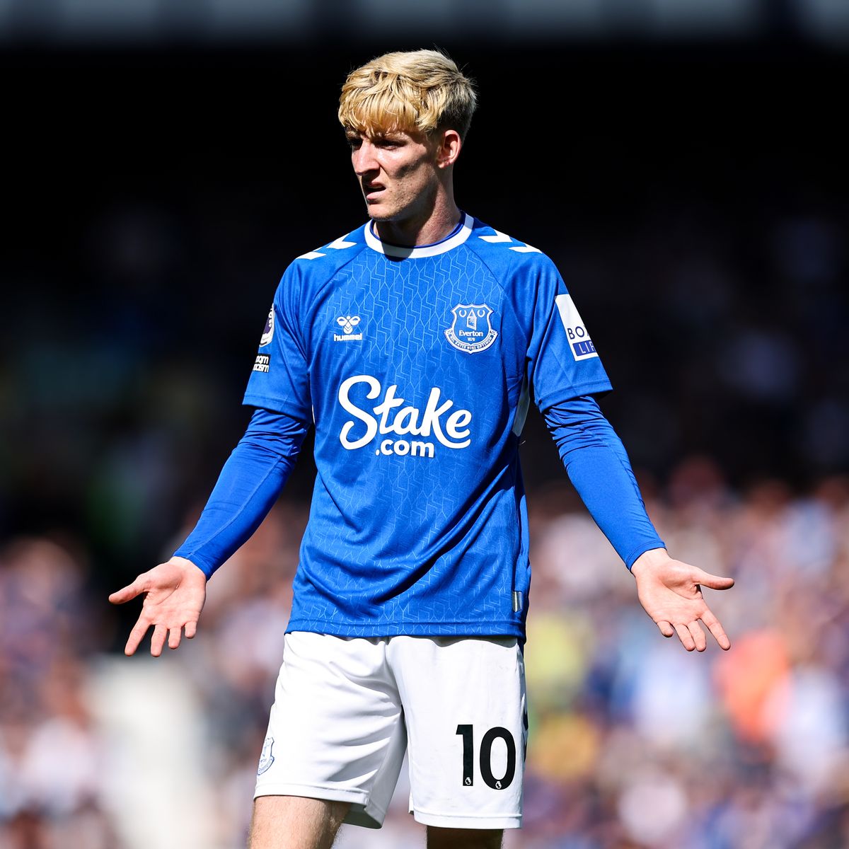 TransferNewsCap's tweet photo. ♧🚨☆ BREAKING: 

Anthony Gordon has told Frank Lampard he wants to join Chelsea. #Chelsea ready to pay £50m+10m but nothing agreed. #Everton still want to keep him and need a replacement if he goes.🔵 #CFC #EFC #Transfers

(@David_Ornstein) https://t.co/lCOFCJixkN