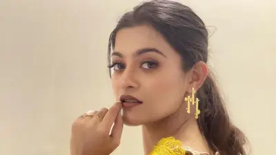 otvnews's tweet photo. #BREAKING: Actress Prakruti Mishra moves Orissa High Court over alleged inaction by police in a case filed by her against Babushaan's wife Trupti &amp; her family. Prakruti had lodged complaint against Trupti and her father for allegedly attacking her while she was on way to Airport https://t.co/QxJjYdjRfx
