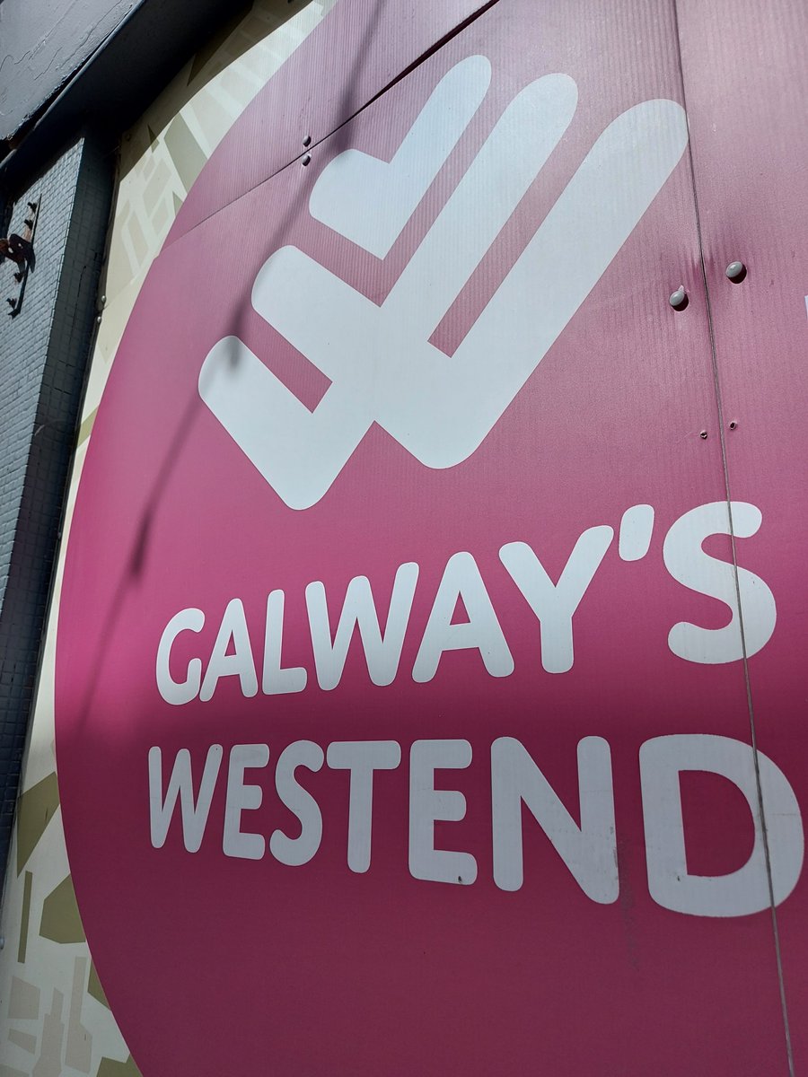 galwayswestend's tweet photo. The sun always shines on Galway's Westend ππ Who's out for a walk back west today?
#galwayswestend #galway #thingstodoingalway #sun #walks #shop #eat #drink #enjoy #live https://t.co/PPEWsCC8pM