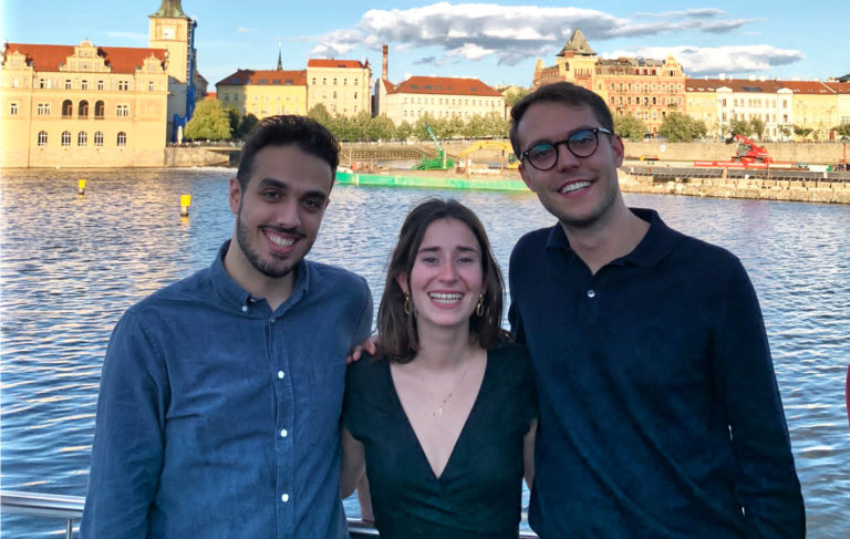 _BJV_'s tweet photo. 🇪🇺🌳Jugendliche wollen ein inklusives & nachhaltiges #Europa! Darum ging es auch bei der EU-Jugendkonferenz in Prag.
Die europäischen Jugendelegierte aus 🇦🇹 @LojicLarissa & Cornelius berichten am Blog der BJV:
📰https://t.co/I5OIKkM1wJ
#EUYC #youtheu2022 #YouthConf https://t.co/Zr1WW6wffC