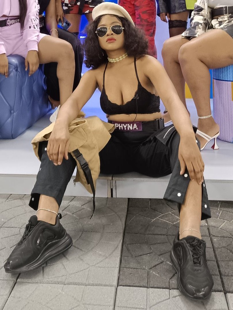 Alao_Vibes's tweet photo. The Alpha female of this goes to....

Retweet for Phyna
Like for Bella

#BBNajia
#BBNaija 
Groovy the content
Beauty
Level 2
Amaka https://t.co/wimwx4RIcT