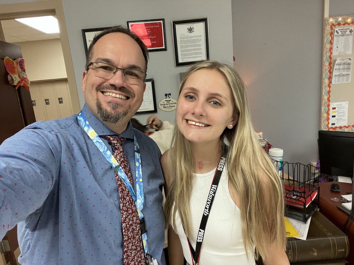 DrDarthGrader's tweet photo. Yesterday was one of the happiest days in my 20-year teaching career as Layla came to visit me on her first day back to school.
Iβm so immensely and sincerely overjoyed for her and her family. #LaylaStrong #StrongerTogether #BroncoNation https://t.co/sAGVup2Em7