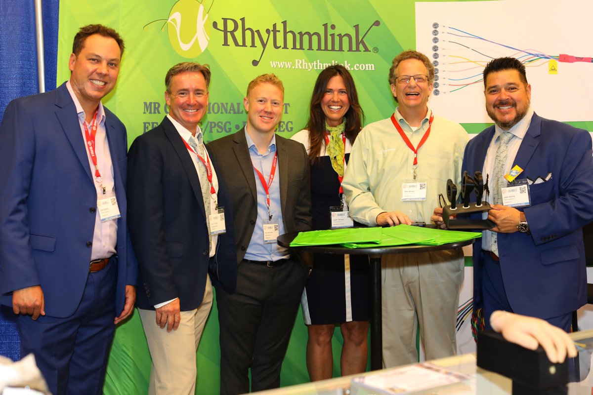Rhythmlink's tweet photo. Part of the #Rhythmlink Sales & Marketing Team during day 1 of the @ASETsociety 2022 conference in Louisville, KY 🤝 We had a great two days exhibiting at this year's conference while getting to showcase RLI products and see some familiar faces.
📸: Jason Mayer | 8.4.22 https://t.co/juuZK9S1EM