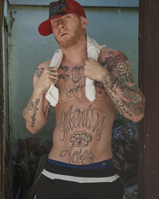 Who is up? And what u doing? https://t.co/wB2Wty0wsH<a href="/tag/newprofilepic"class="tags"><span>#newprofilepic</span></a>