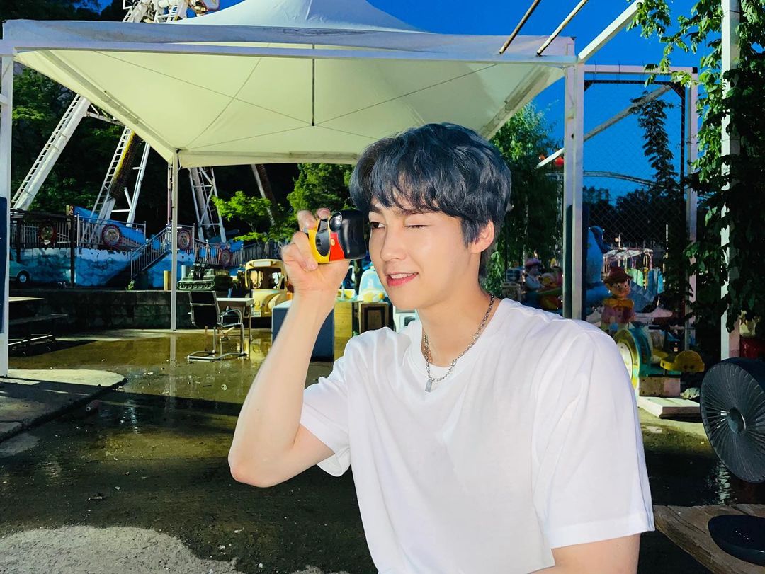 BSHFEED's tweet photo. [220823] @/seohoo._.b 

"I can't believe it is the last Minamdang (episode)...
#minamdang #kbsdrama #netflix"

#백서후 #서후 #baekseohoo #seohoo https://t.co/gvyEBmP1D5