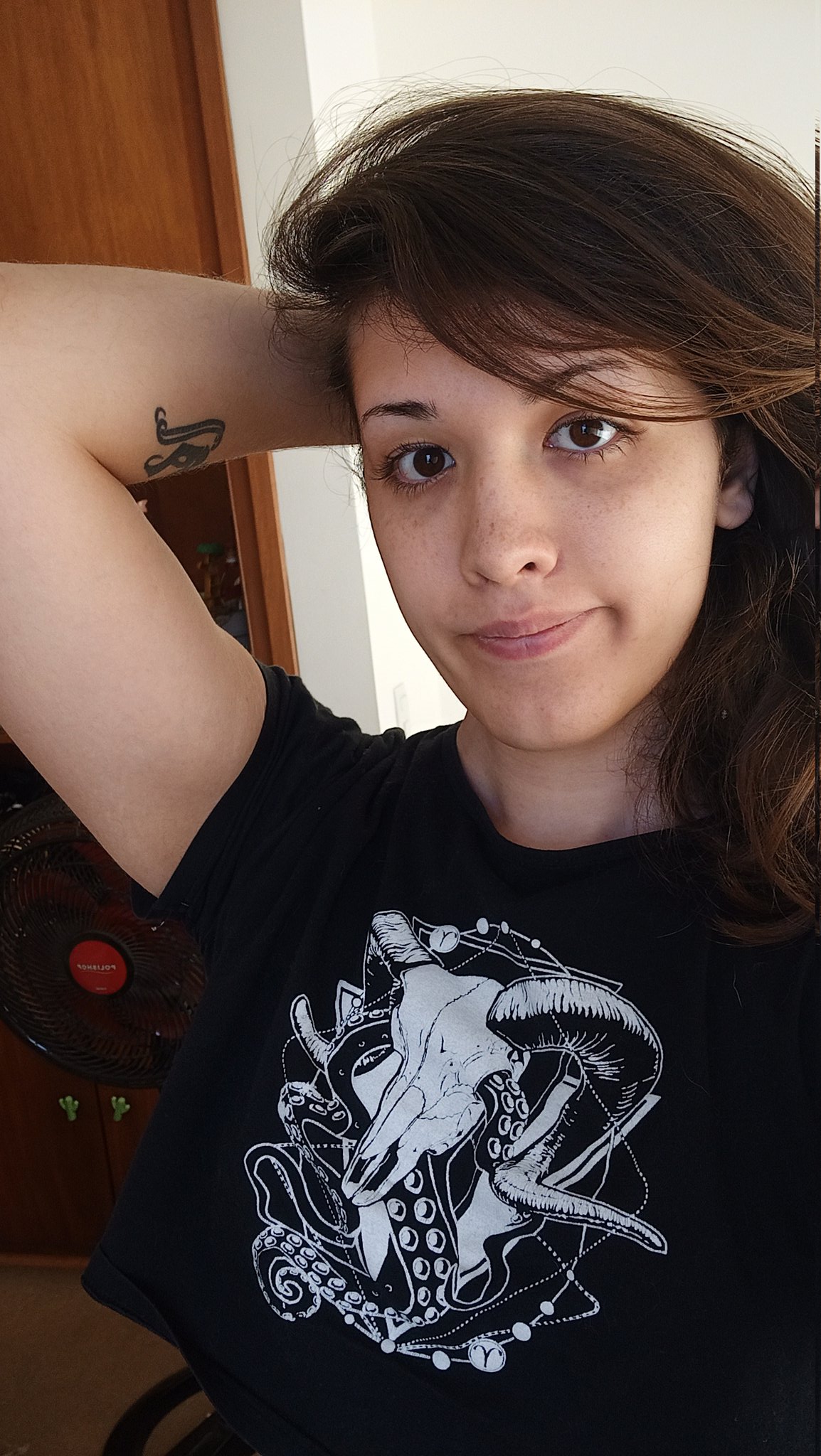 🌸Nyxxx🌸 on Twitter: "the face of a girl who just sent personal info to get verified on 0nlyf4ns