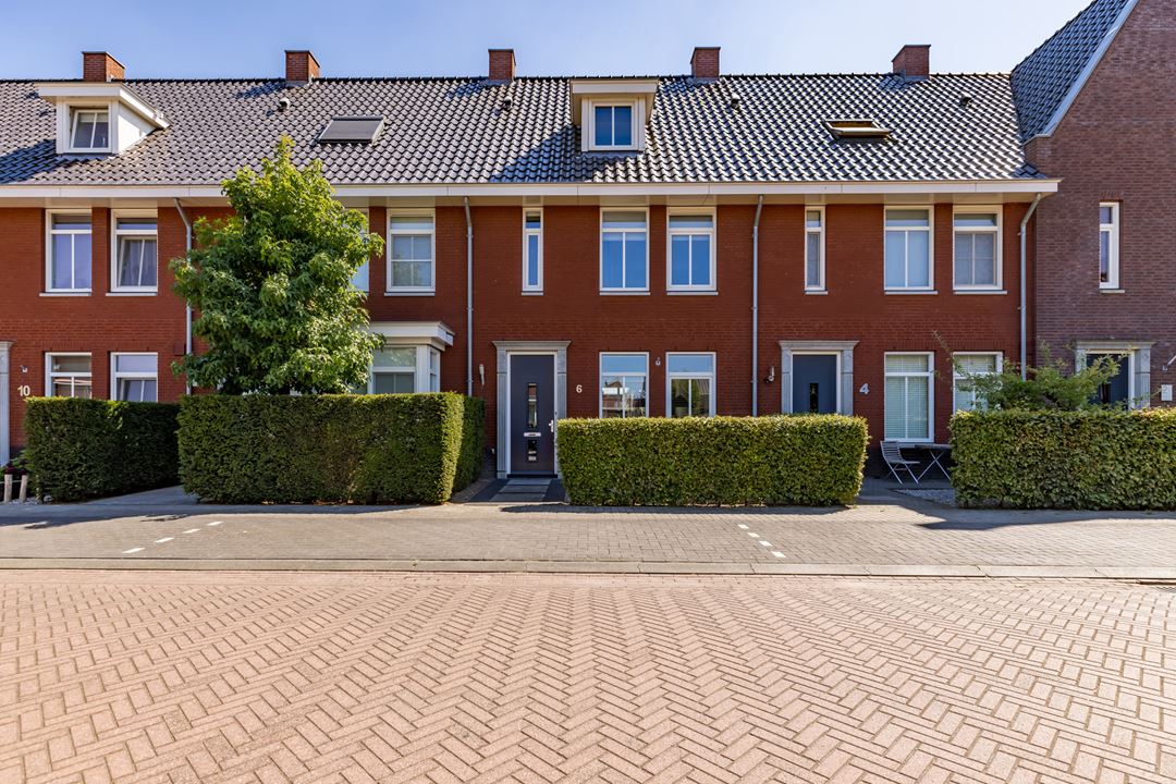 michielvdbr's tweet photo. Onze woning staat te koop 🏠! #funda
 https://t.co/6H8MdChp5Z https://t.co/6M0ndmidD6