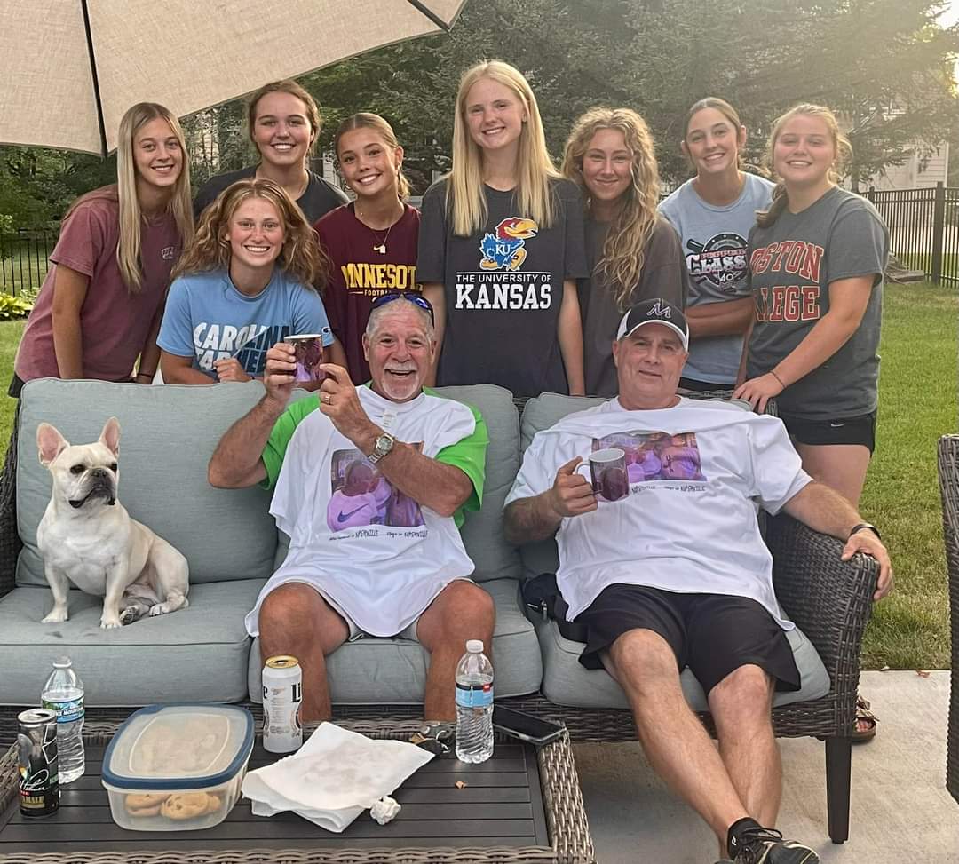 Megan2024's tweet image. Enjoyed our end of the year get together. #MNMagic