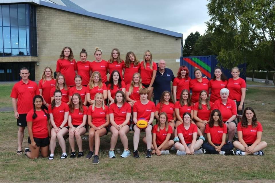 ENGWaterPolo's tweet image. Well done to all our hard working athletes at the Swim England Summer Camp at Millfield!

Players in blue tops below are part of our Great Britain squads, while those in red are with the National Academy.