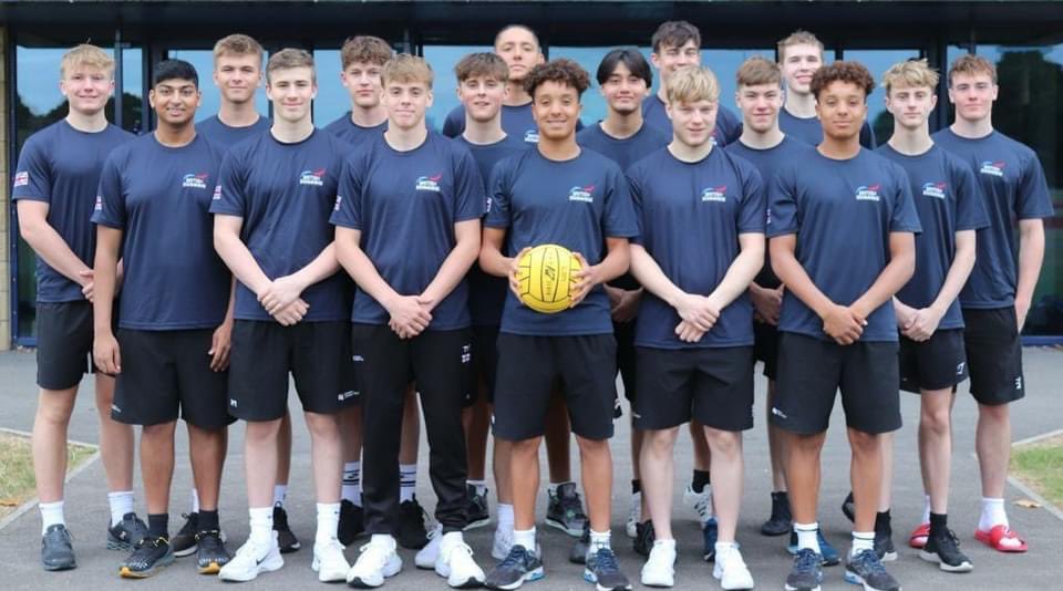 ENGWaterPolo's tweet image. Well done to all our hard working athletes at the Swim England Summer Camp at Millfield!

Players in blue tops below are part of our Great Britain squads, while those in red are with the National Academy.