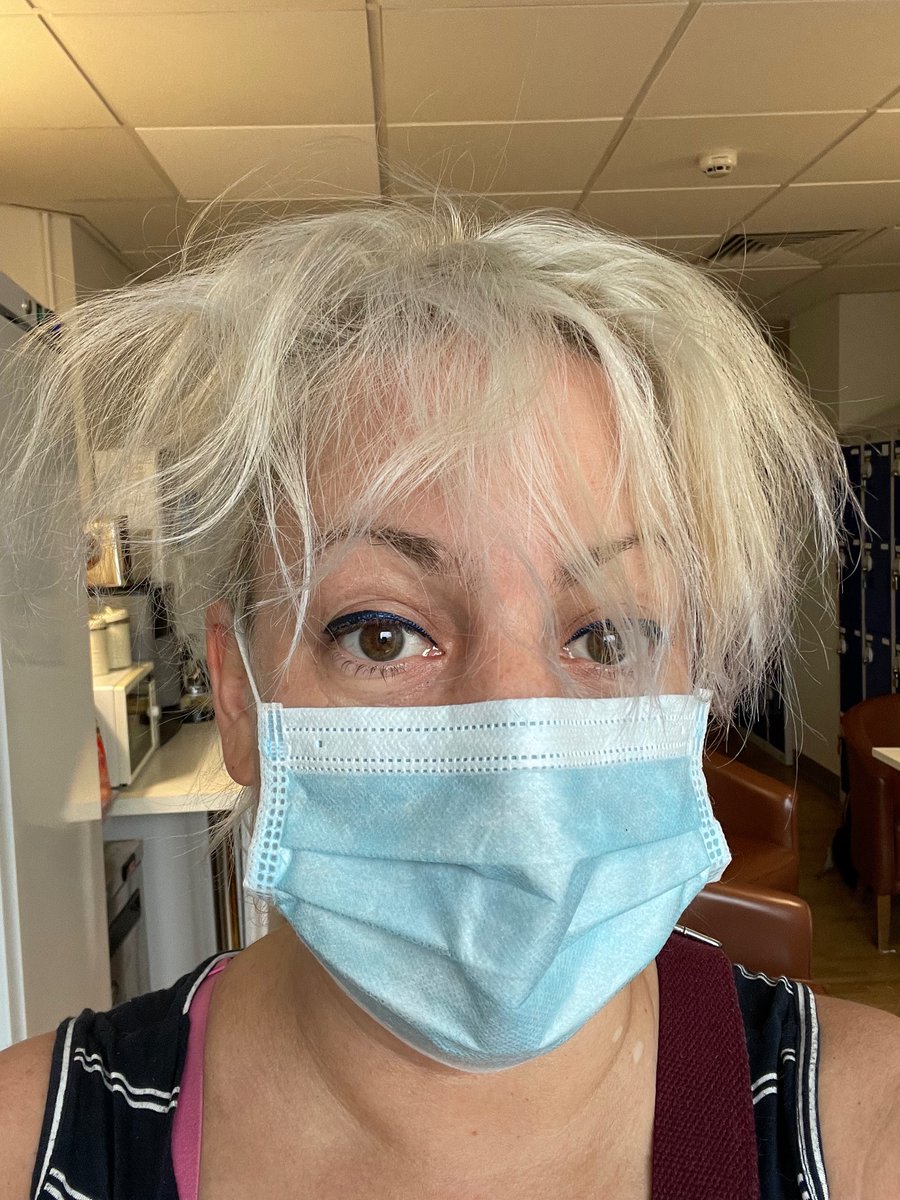 JulietBrave's tweet photo. #nightshift #doctor #NHS
#ilookterrifying
I’m tired now https://t.co/uVpONqYhDq