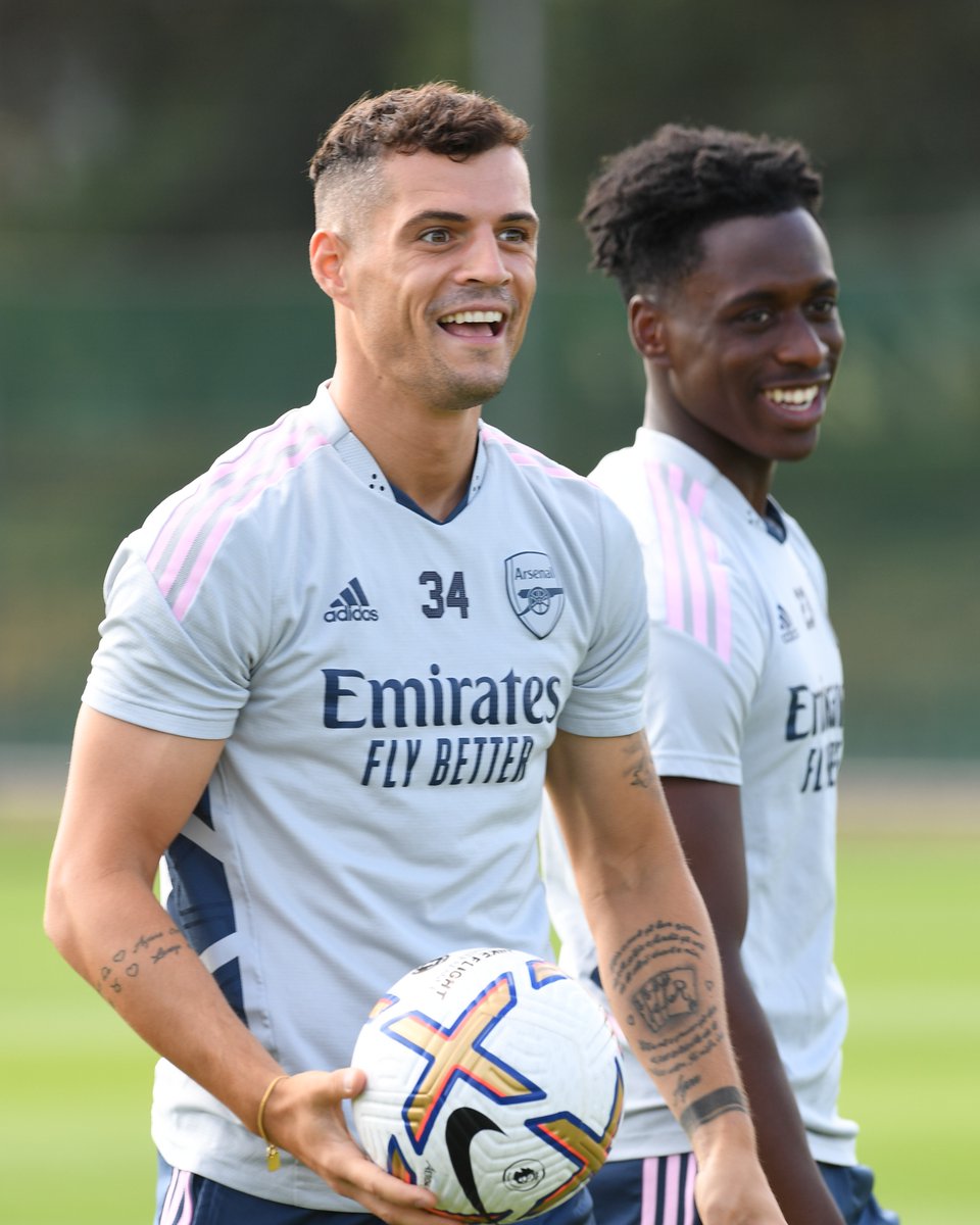 Arsenal's tweet photo. Good morning, Gunners 👋 https://t.co/87vd1io34g