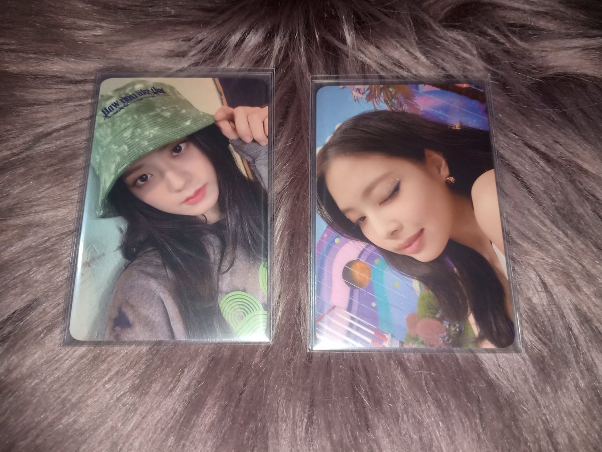 CTisforyou's tweet photo. WTS/LFB:

Jennie Wink (Jenwink) &amp; Jisoo Buckethat (Bucketsoo) The Album POB

➡️ 1,600PHP set / 800PHP each
➡️ can do tingi but prio getting set
➡️ both mint condition, can send proofs
➡️ PAYO/2 weeks installment
➡️ RCBYT: https://t.co/Jv8F3U5x0X

🏷️ blackpink pc photocard benefit https://t.co/zq8ITzwStV
