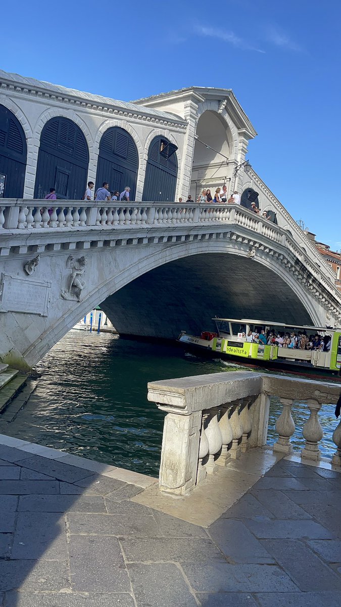 AtiqueHussain01's tweet photo. #Day1 #Venice #UoB #SummerUp @AdamsonWilletts lovely breakfast and even better company 🇮🇹☀️🥰 https://t.co/ugaJScug66