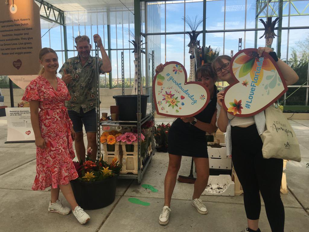 ifelini's tweet photo. Work in progress @FloriadeExpo @Grootouderdag @FestaNonni_info https://t.co/a1nOBi3QFW