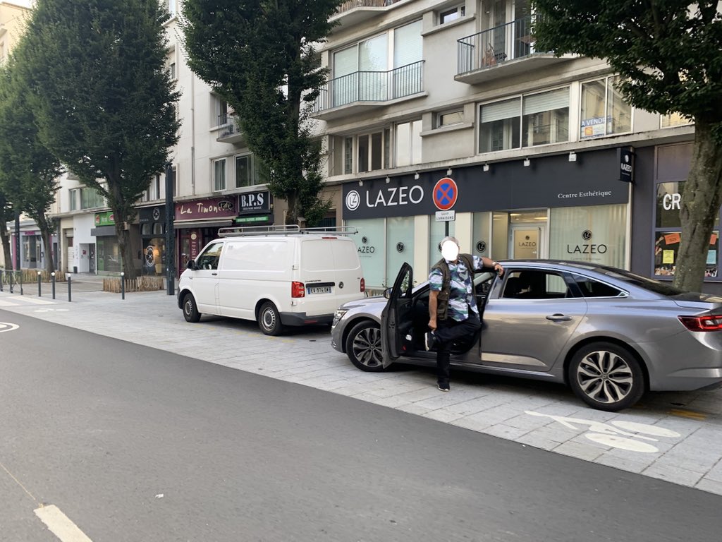 roulecool's tweet photo. Bonjour @PoliceNat35 , aujourd’hui 1 🚗 sur le boulevard de la Liberté et 1 🚗 sur l’av. Janvier. #vélo #Rennes #gcum 

0️⃣0️⃣0️⃣ jour depuis la dernière mise en danger, record à battre ! 
@Rayons_Action @metropolerennes https://t.co/gqxyV6KUnP