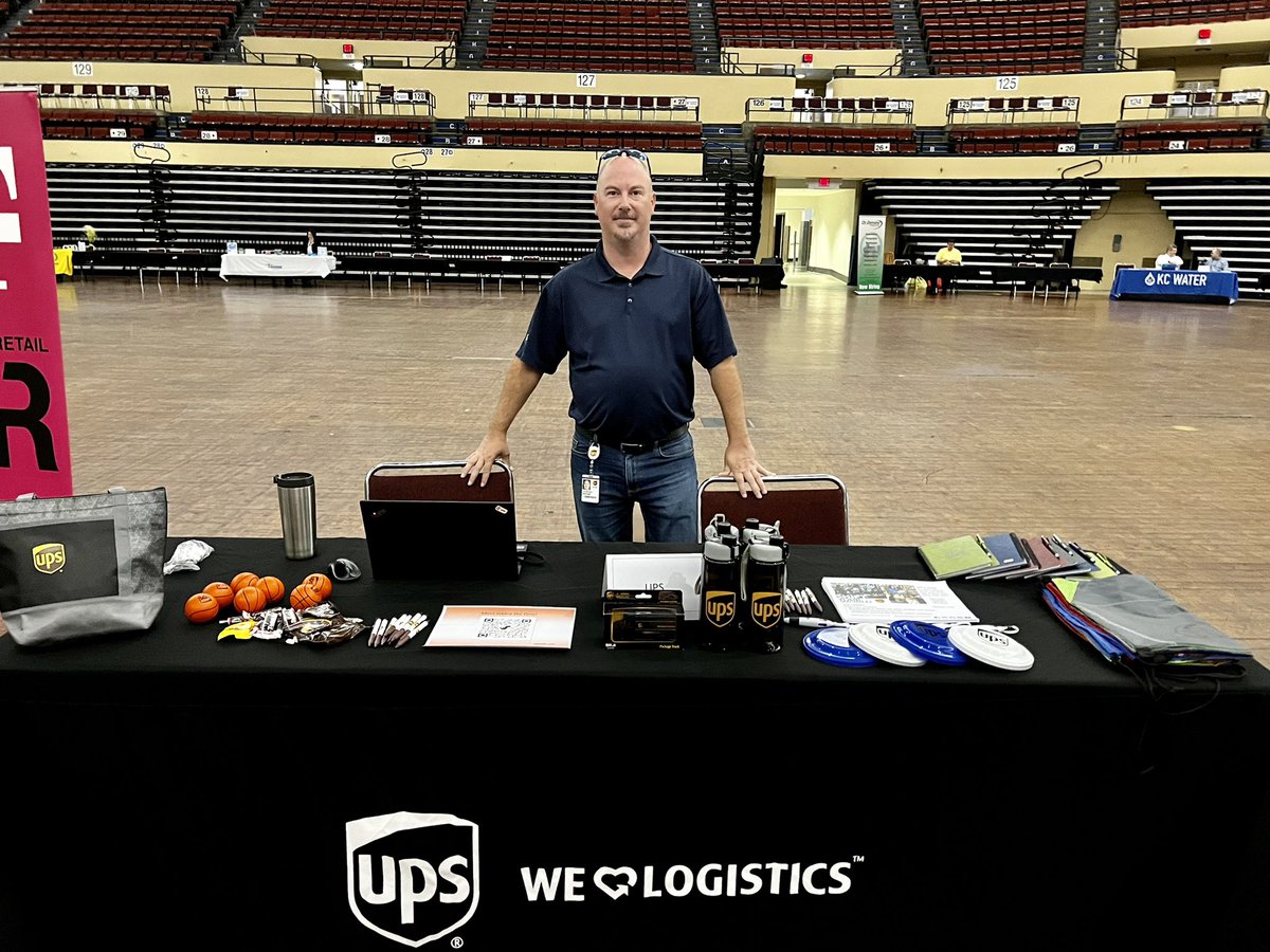 @Municipalauditorium recruiting future UPSERS! <a href="/Courtneybarham4/">Courtney barham</a> <a href="/tannercain98/">Tanner Cain</a>