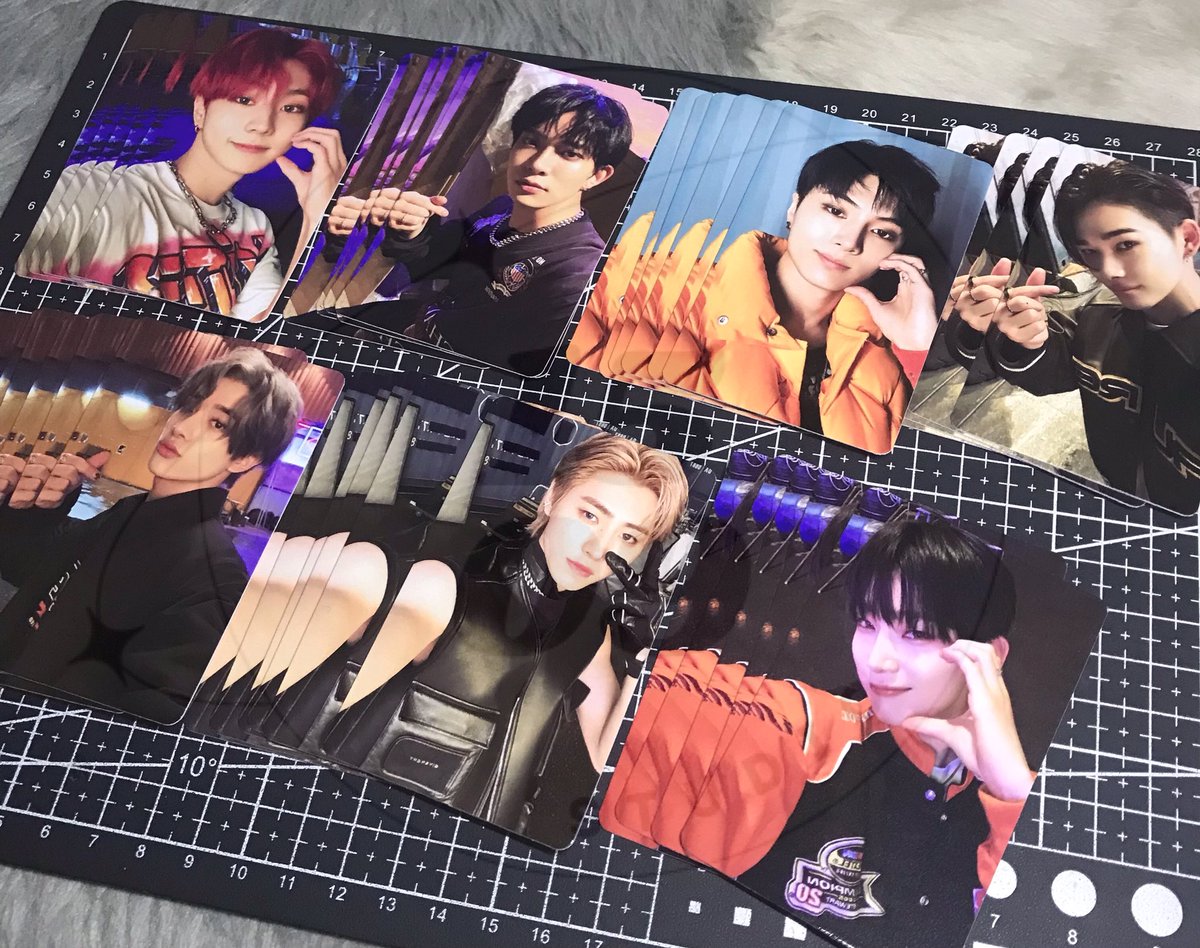 1509STUDIO's tweet photo. 🎱: #1509UPDATES 

hi ! all the regular type pcs arrived today. please give me time to sort and pack them individually >< 

i will post sco link tonight so, you can checkout your orders na. thank you so much for waiting 🫶🏻 https://t.co/Xv35duF4tq