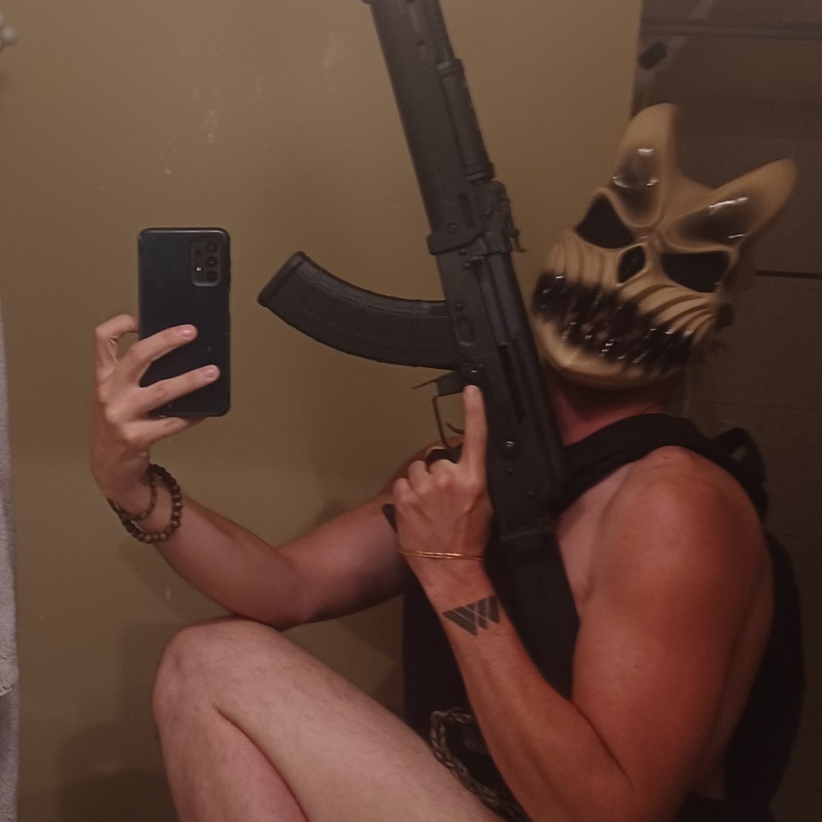 LORDMETALBOI's tweet photo. #NewProfilePic https://t.co/2Dxj2bRtOC