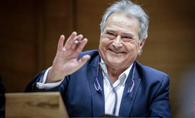 NacionalistesPV's tweet image. Fil de refranys i expressions valencianes.
Acompanyeu-me i aneu afegint.

“A la TAULA i al llit, al primer crit”