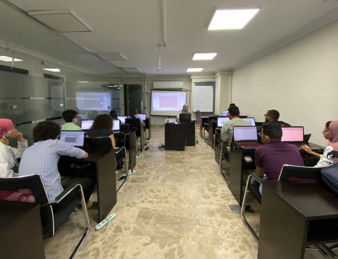 EDGEProIS's tweet photo. من منطلق الإستدامة في الدور المجتمعي لإيدج برو لدعم الطلاب و الخريجين, تحفيز و توجيه قدراتهم لإحتياج سوق العمل، تم إتمام التدريب الصيفي العملي بنجاح و محتوى التدريب "مجال نظم المعلومات الجغرافية و الإستشعار عن بعد".
https://t.co/kTJNUj8omZ 
#letusguideyourcareer #ERDASIMAGINE https://t.co/Z4uRVr2WHd