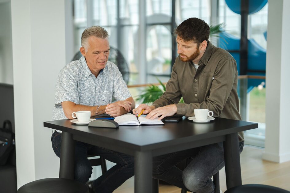 PeopleinPlace's tweet photo. UWV heeft deze maand een nieuwe versie gepubliceerd van de Werkwijzer Poortwachter.

Download deze werkwijzer op onze website:
https://t.co/l72c4avGde 

#wvp #uwv # reintegratie #poortwachter #wetverbeteringpoortwachter #werkwijzerpoortwachter https://t.co/xP9Q5B5bP8