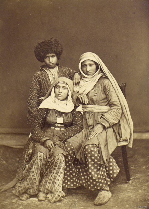 AZEvisuals's tweet photo. Mountain Jews, Guba, Azerbaijan, 1883 https://t.co/hkL0EorTr9