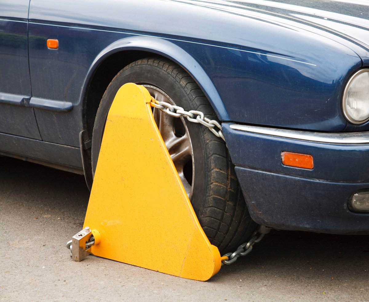 PatKennyNT's tweet photo. Now on the show we hear from the residents who are worried they will homeless due new parking measures that are due to come into force #patkenny with @AntonSavageShow https://t.co/QK8C06q2pd