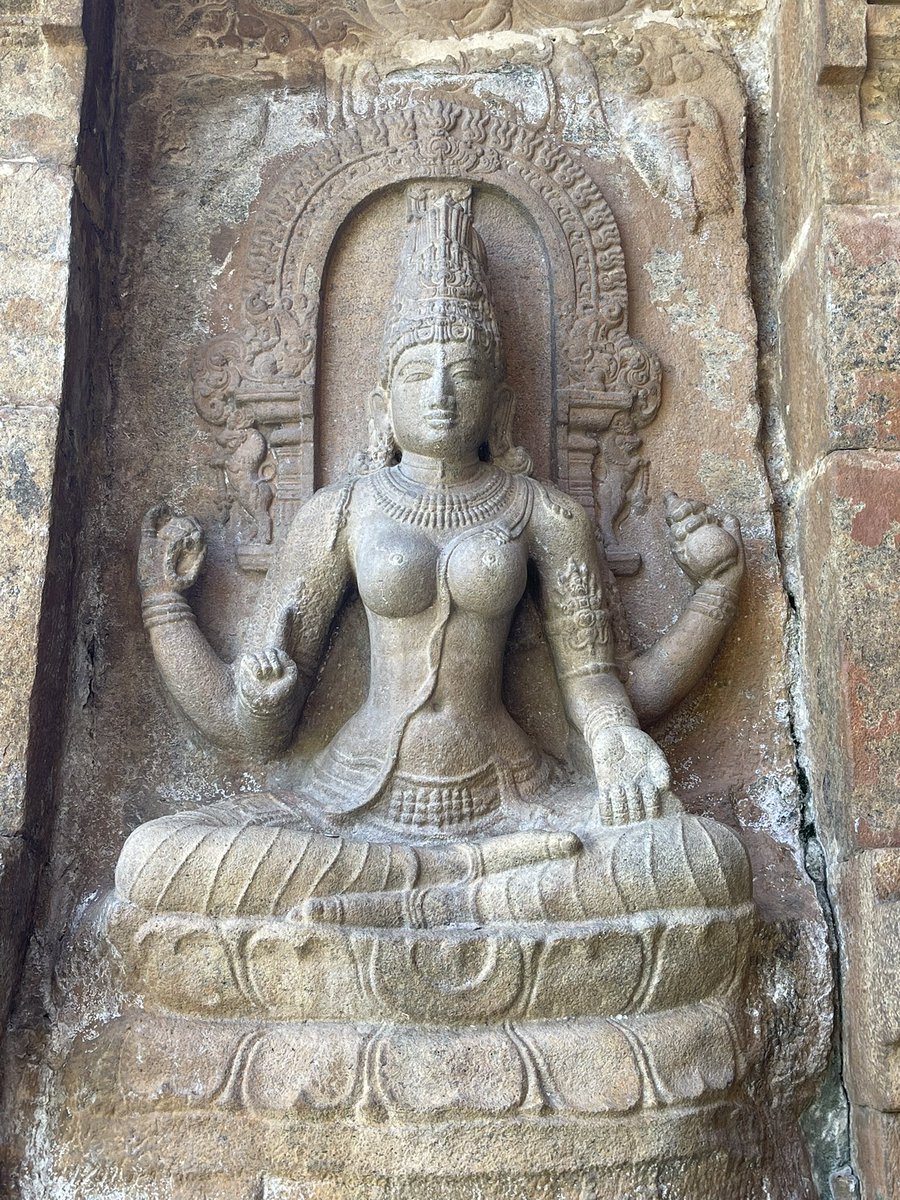 ShefVaidya's tweet image. Each time I visit Tamil Nadu, I feel awed by what Hindus have created. Temples are such sublime art created with such devotion. More of us need to visit TN temples and write/talk about them. Tamil Nadu is a Dharmik revelation that every Hindu must experience! #tamizhtales