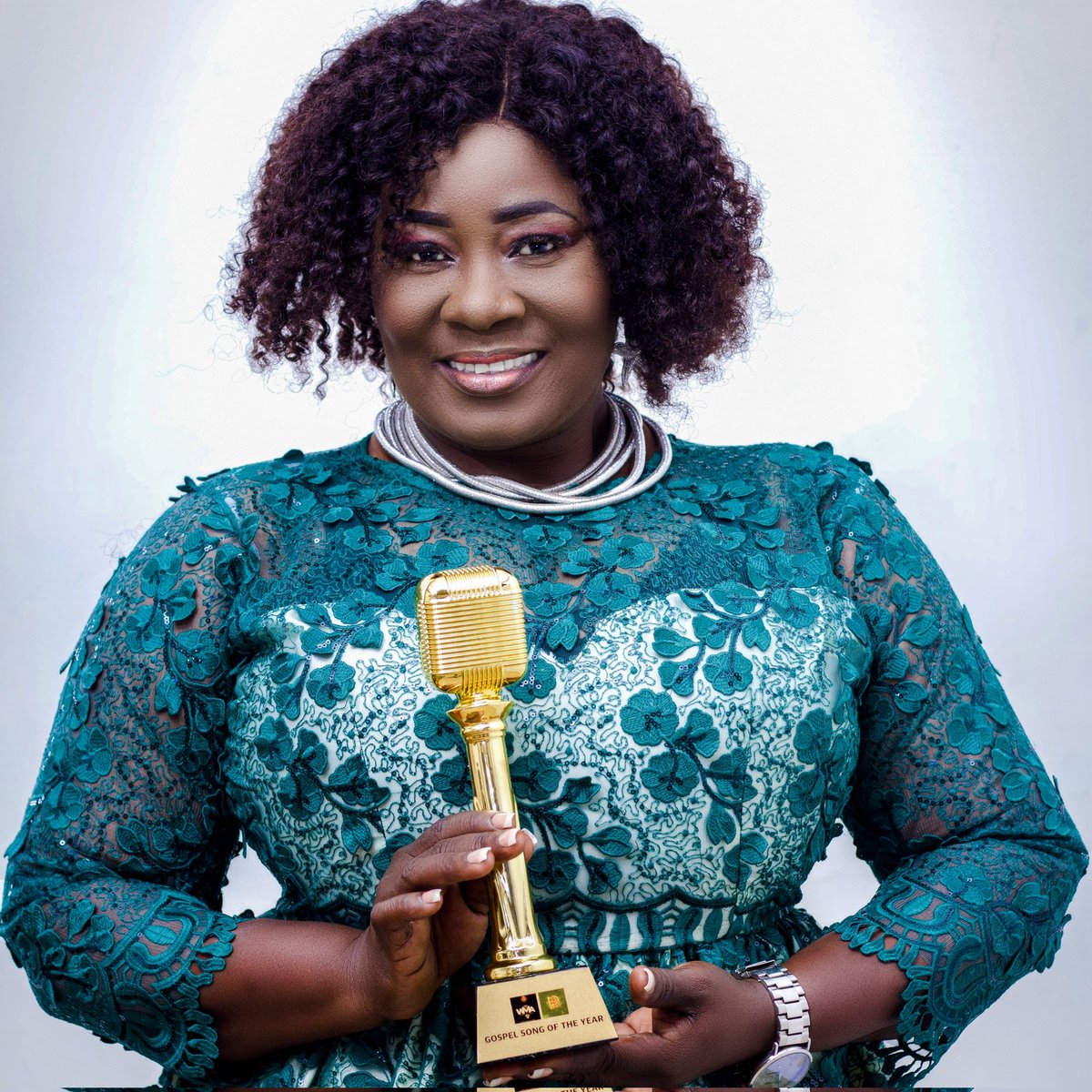 ewuraba_eesi's tweet photo. I won the GOSPEL SONG OF THE YEAR With The Grace Song Ft @NeroXGh in the #610Music Western Music Awards 2022! 
Congratulations to us all. 

#EwuraNero 
#TheGrace
#TeamEesians 
#WeFlexForChrist
#Kweikuma 

https://t.co/nth585argA https://t.co/eGaXldOMsM