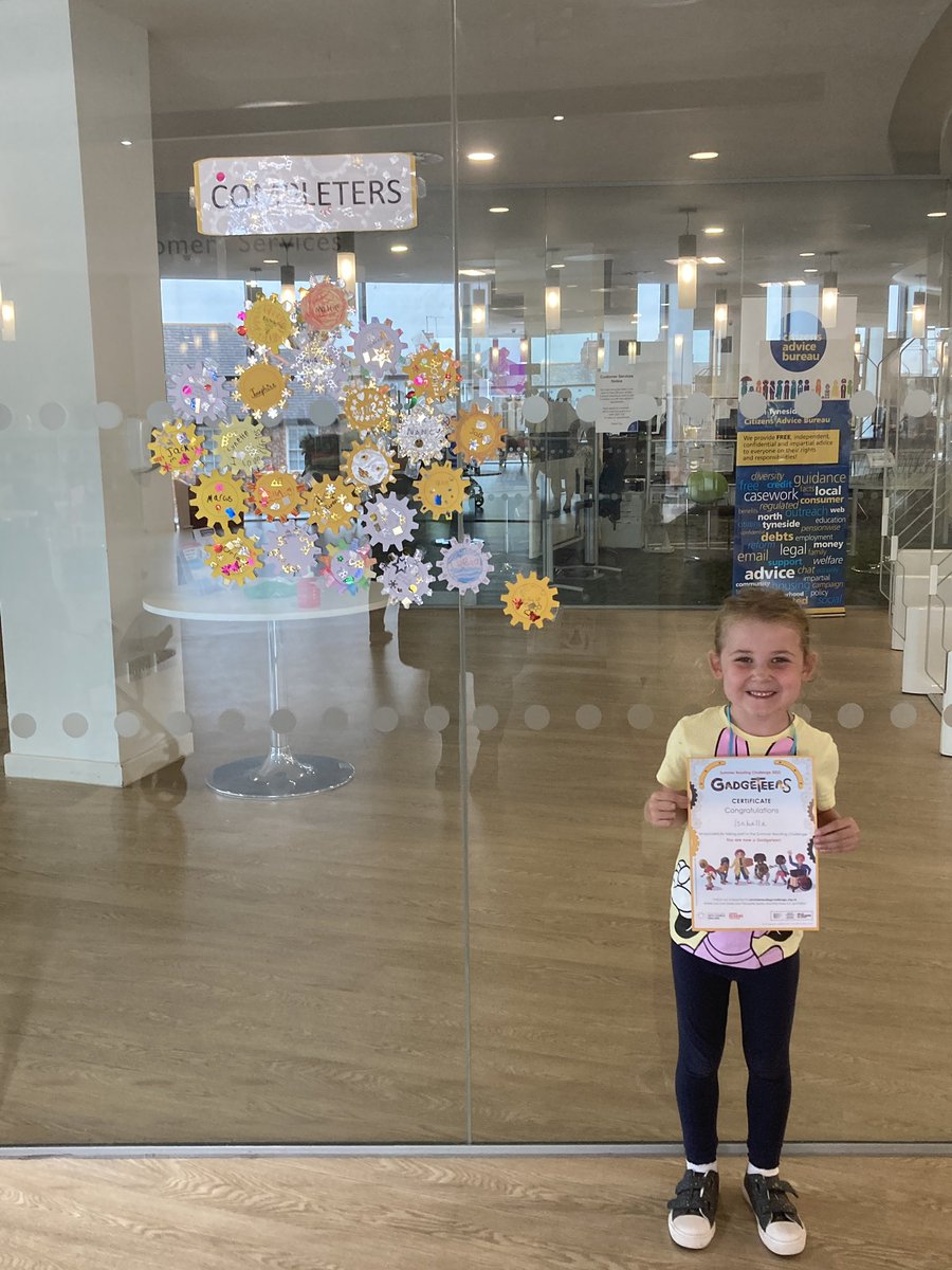 Isabelle has completed her summer reading challenge 🏅 she was super excited to receive her medal yesterday #summerreadingchallenge #northtynesidelibraries <a href="/BattleHillPS/">Battle Hill Primary</a>
