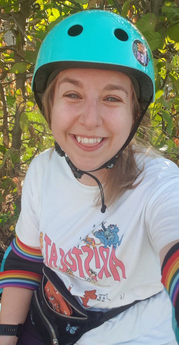 EmilyA_Thompson's tweet photo. Excited to be in Versailles for ECM33! Very happy that I arrived early, brought my skates and found a skatepark... https://t.co/X9obXbGmX4