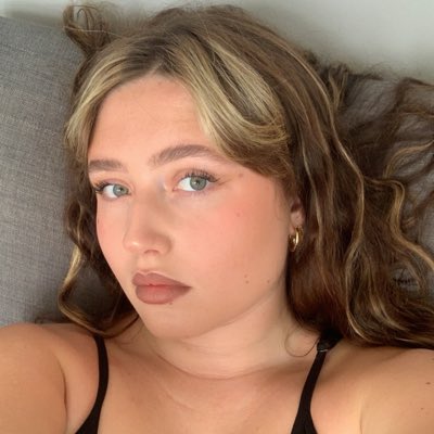 lisamooor's tweet photo. #NouvellePhotoDeProfil https://t.co/s3rAGpMfLs