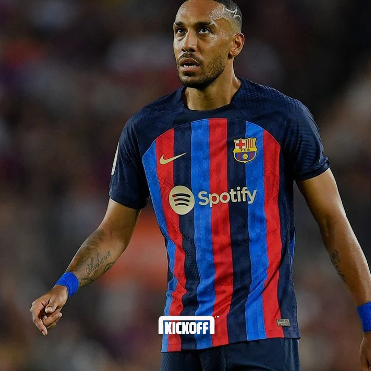 kickoff_day's tweet photo. Will he go back to London? 🤔
Download the Kickoff app 👇 and discuss the latest news of football world with friends 📲: https://t.co/JXSZqiLvU6
#kickoff #football #soccer #kickoffaudio #kickoffapp #news #match #matchday #creators #contentcreators #fcbarcelona #aubameyang https://t.co/kKLEOE3H97