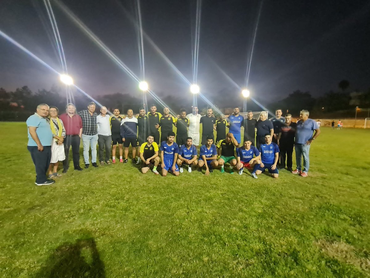 NorwayinIsrael's tweet photo. Was a great visit of HaPoel Abu-Gosh Mevaseret Zion #football club. Inspiring hearing how meaningful it is for the players to be part of the first mixed team of #Palestinians &amp; #Israelis &amp; hear their vision of peaceful coexistence through love of the beautiful game.
@AlonLiel https://t.co/jDzVZqae3a