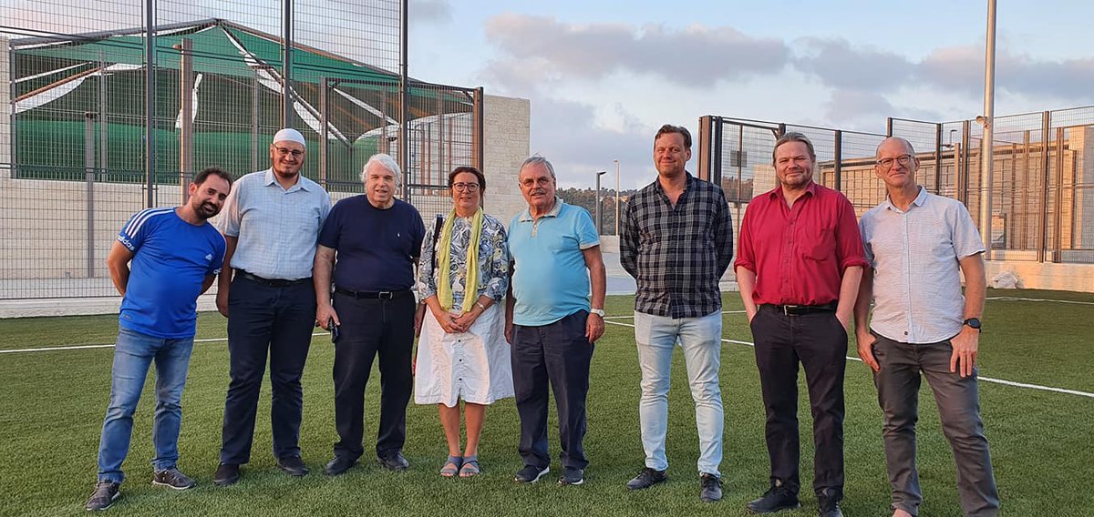 NorwayinIsrael's tweet photo. Was a great visit of HaPoel Abu-Gosh Mevaseret Zion #football club. Inspiring hearing how meaningful it is for the players to be part of the first mixed team of #Palestinians &amp; #Israelis &amp; hear their vision of peaceful coexistence through love of the beautiful game.
@AlonLiel https://t.co/jDzVZqae3a