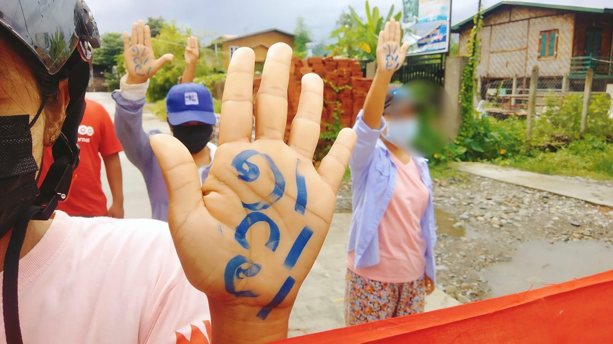 KYITHAR95368969's tweet photo. 562-day of the main strike from #Kalay Twp, #Sagaing , regularly staged a strike to drive out the #MilitaryDictatorship on August 23.

#2022Aug23Coup               
#CrimesAgainstHumanity      
#WhatsHappeningInMyanmar https://t.co/4IHCBAhK8D