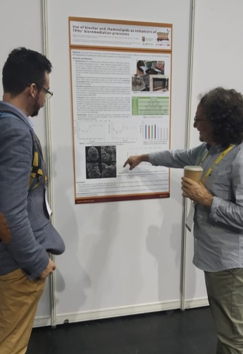 GreenerH2020's tweet photo. 🧑🏻‍🏫 @UBUEstudiantes attended the 22nd world congress of soil 🪴science (31 JULY - 5 AUGUST 2022), where the @GreenerH2020 project outcomes were presented.

🦠 Find out more: https://t.co/PntoIE1ncM
📌Visit: https://t.co/5uFhKtOlW8

#conference #GREENER #22wcss #H2020 #UBU #ICCRAM https://t.co/Xeo7W4Ad1c