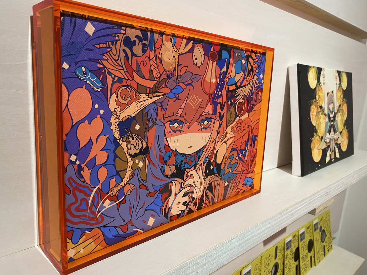 「期間限定でアクリルや特殊額装を再販しているので是非チェックしてみてください〜!※」|寺田てらのイラスト