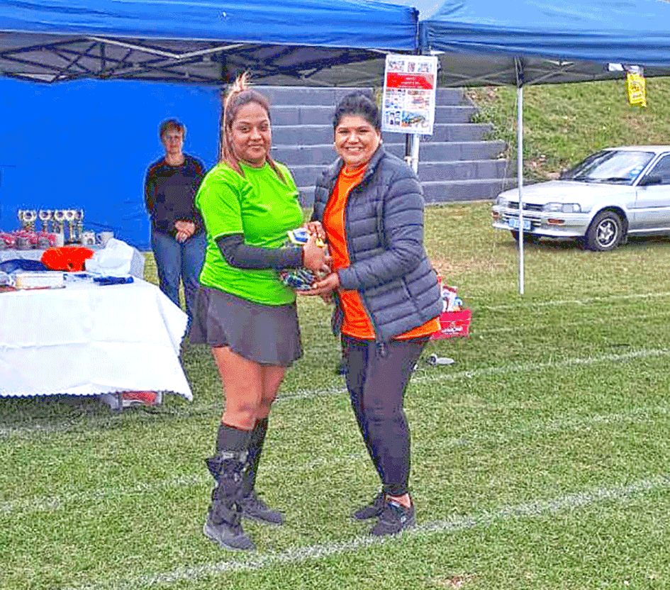 chatstabloid's tweet photo. Big Shoot-out for Friendship Games 

Full story here https://t.co/sPYSfI3eNX

#chatsworthtabloid #tabloidnewspapers #communitynews #FriendshipGames #ChatsworthNetballUnion #WomensDay #WestParkSchool https://t.co/JCJy6oJJno