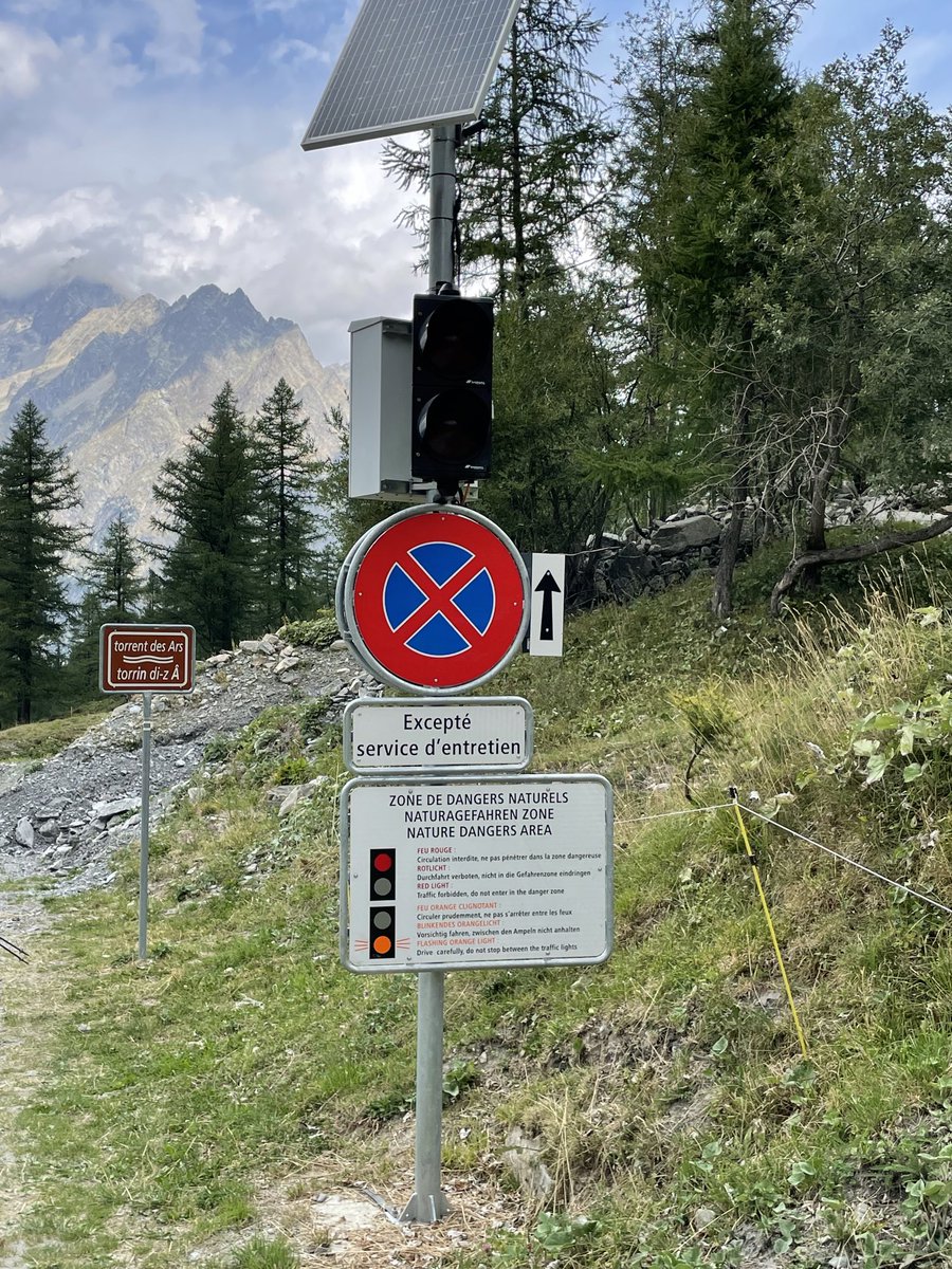 pyrogeomorph's tweet image. #Switzerland is so awesome. Love the #debrisflow warning system!