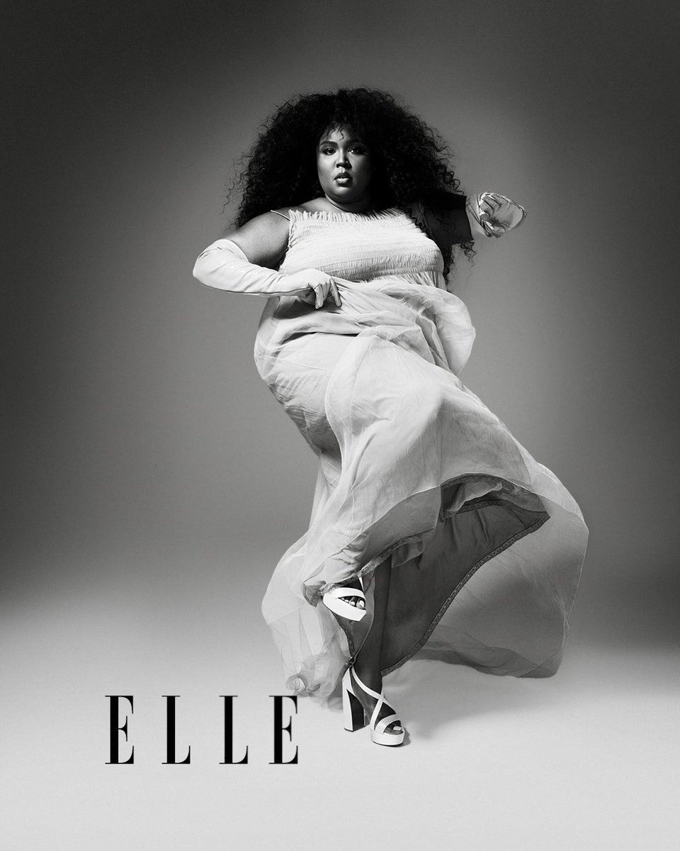 gucci_jp's tweet photo. #ElleUK Magazineのカバーストーリーに登場したリゾ #Lizzo は、 #GucciCosmogonie コレクションのルックを着用。
撮影 #AhmadBarber & #DonteMaurice。
スタイリング #GeorgiaMedley & #JasonRembert 。
#AlessandroMichele @ELLEUK @lizzo https://t.co/7GMJXLl3Bn
