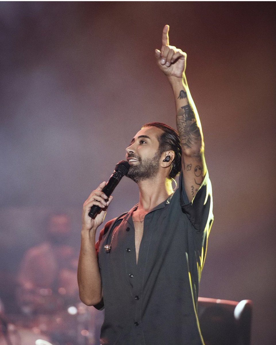 “Duruşun, duruşumdur!” #TanTaşçı
Fikri, vicdanı, düşüncesi hür en güzel sanatçılarımızdan birisin. #ZorİşimizZor klibiyle bize gerçekleri izlettiğin için, cesaretin için, her zaman dik durduğun için seninle gurur duyuyoruz! <a href="/TanTasci/">Tan Taşçı</a> Hep yanındayız! İyi ki bu ülkenin sanatçısısın