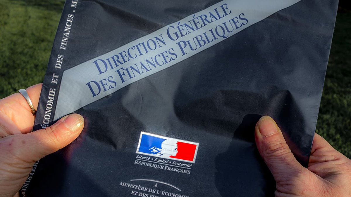 6 millions de foyers vont recevoir un virement des impôts en septembre
l.bfmtv.com/Y2i
