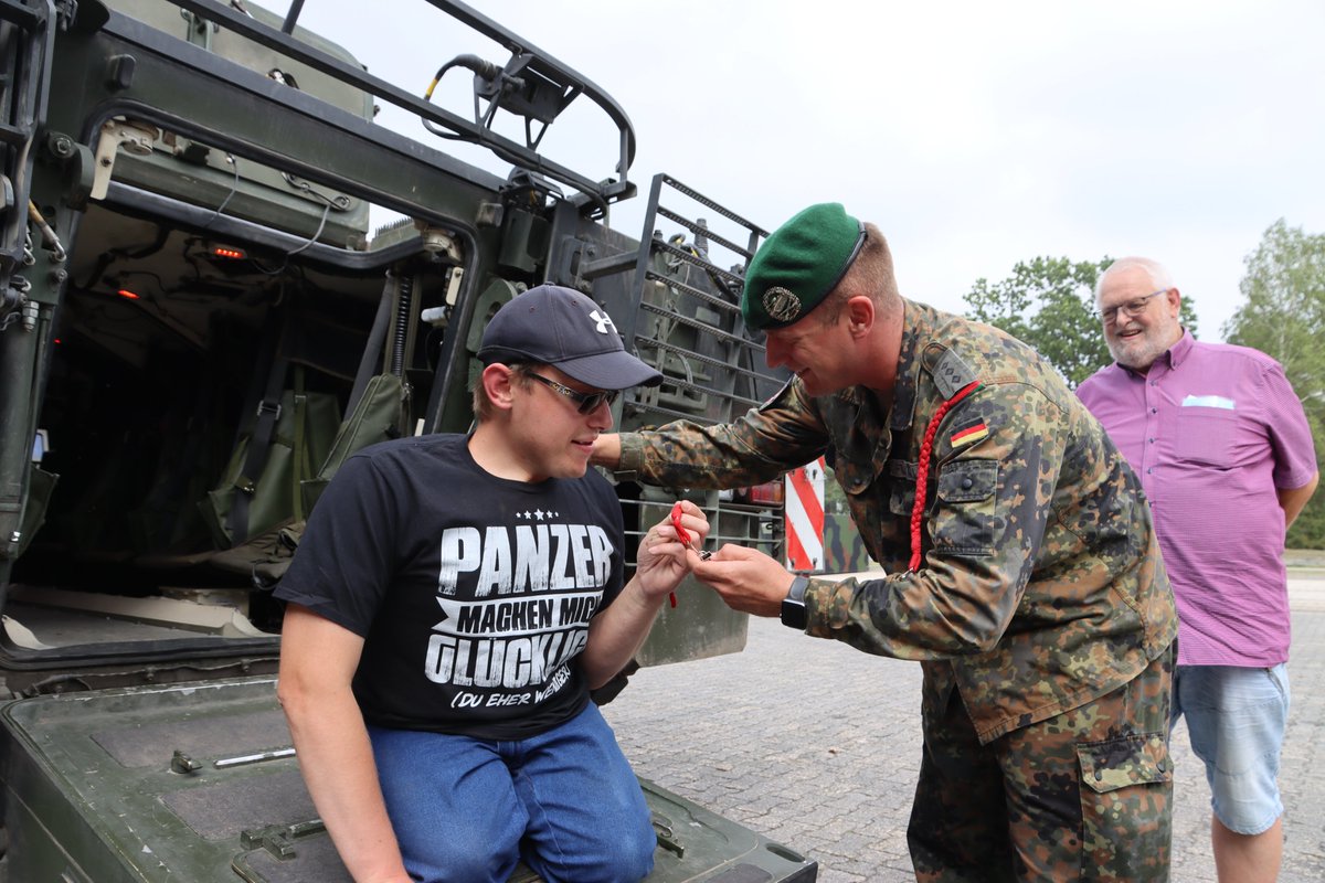 Bundeswehr on Twitter "RT Deutsches_Heer Augustdorfer Panzergrenadier e erfüllen