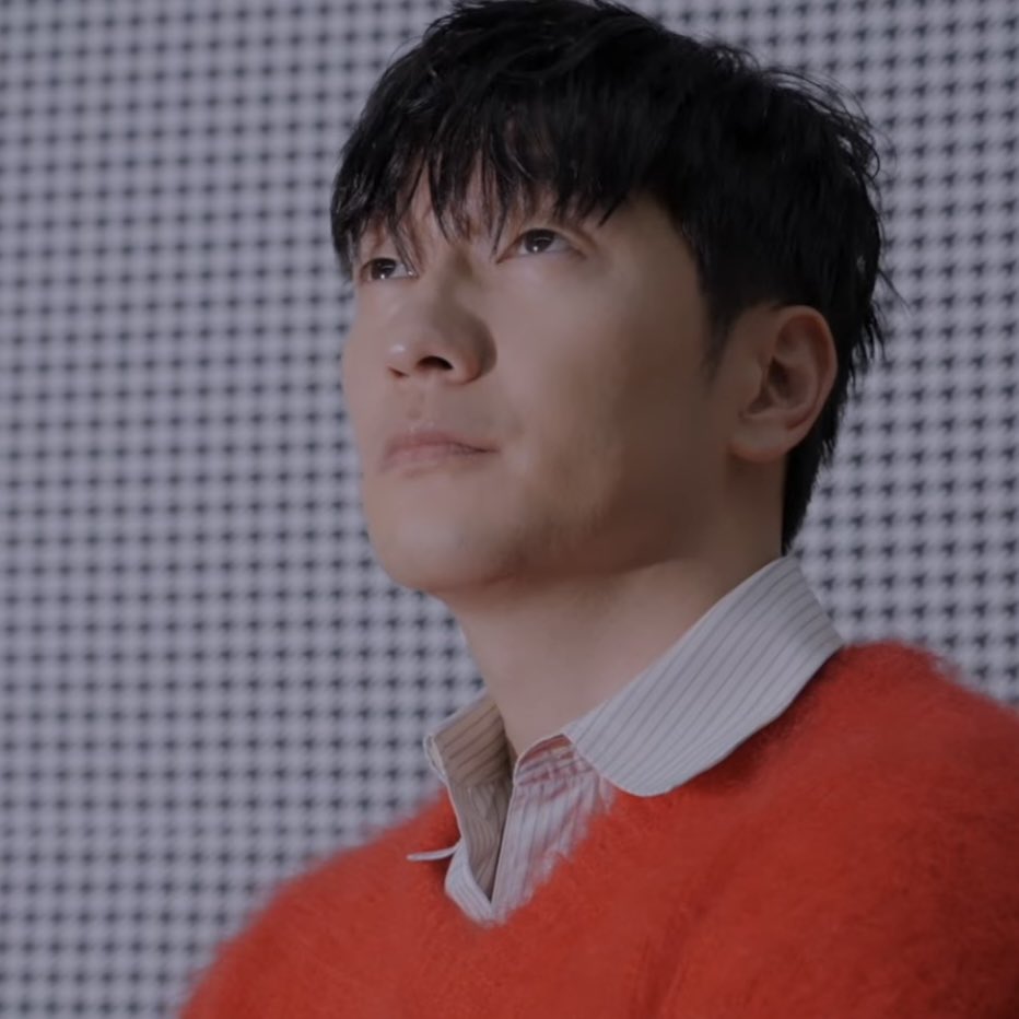 얼굴 개미쳤다 진짜..
손석구 화보 매일 찍어주세요