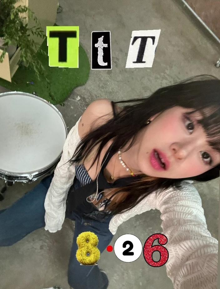 채영 (CHAEYOUNG) tweet media