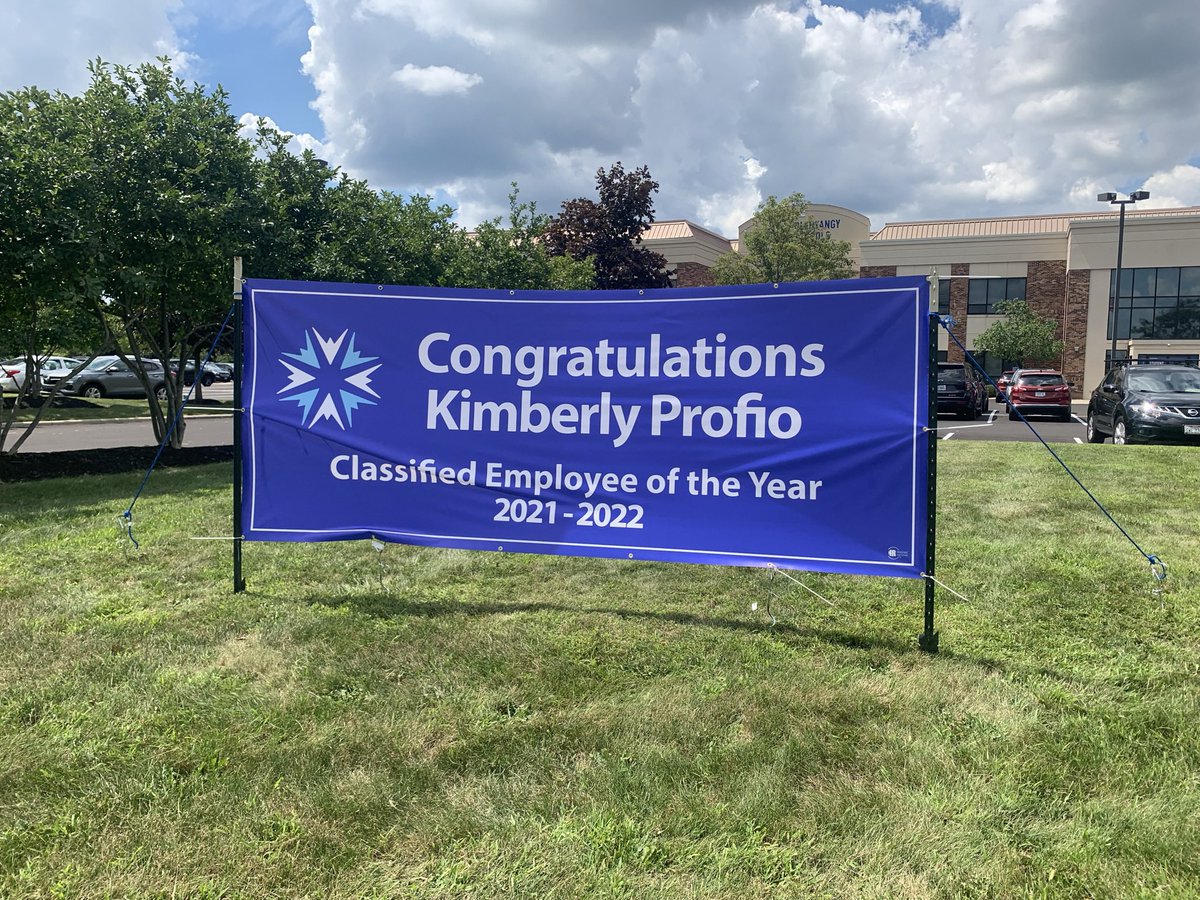 OLSDFood's tweet photo. Congratulations to our own, Kim Profio, on being named Olentangy’s Classified Employee of the Year! https://t.co/miebusHDfX